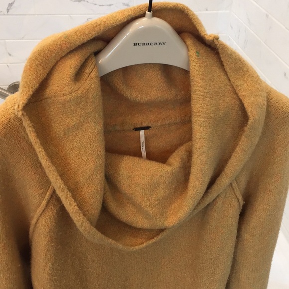 FREE PEOPLE | Popcorn soft cowl balloon sleeves M - Picture 5 of 14